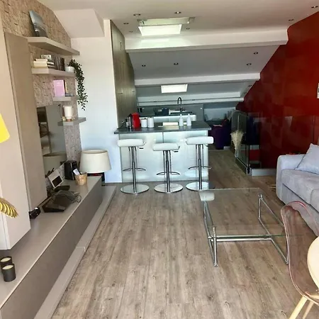 L'ecrin Des Cimes - Duplex, Panoramic View, Garage Holiday home Frejus